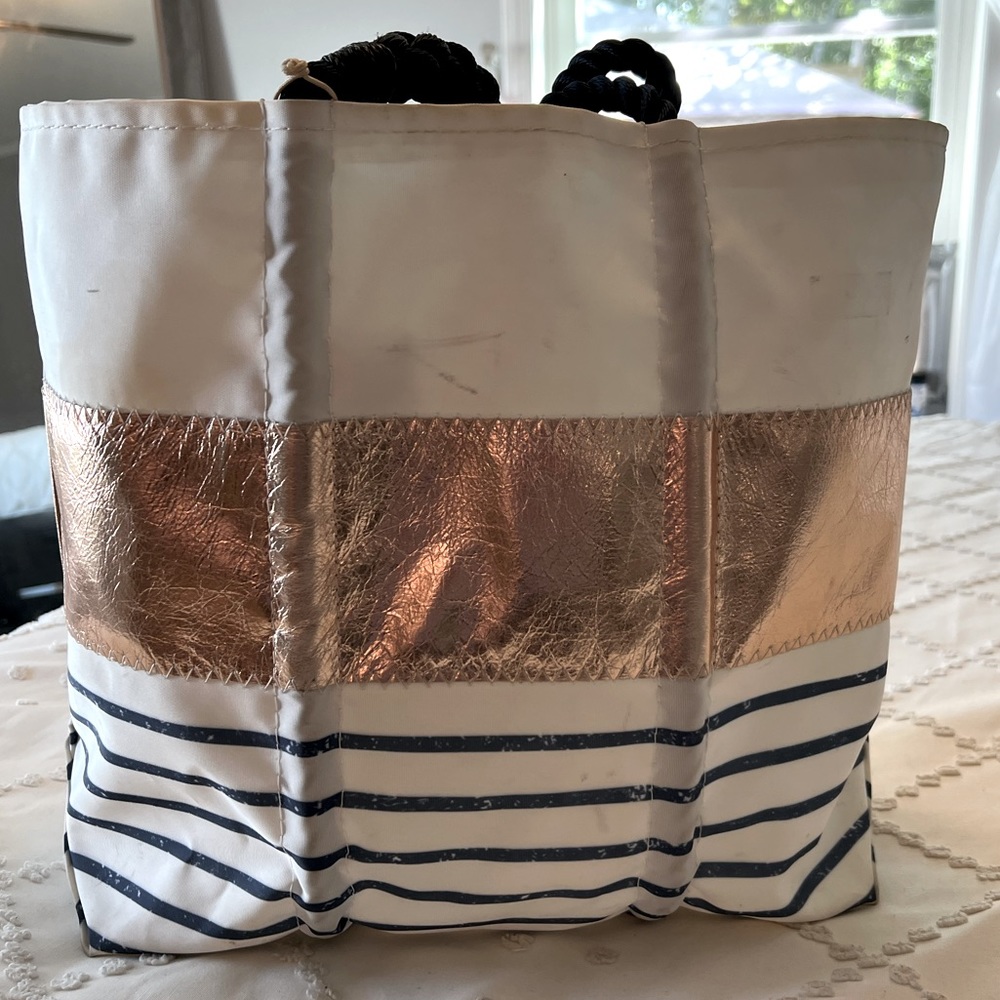 Medium Rose Gold Stripe SeaBag